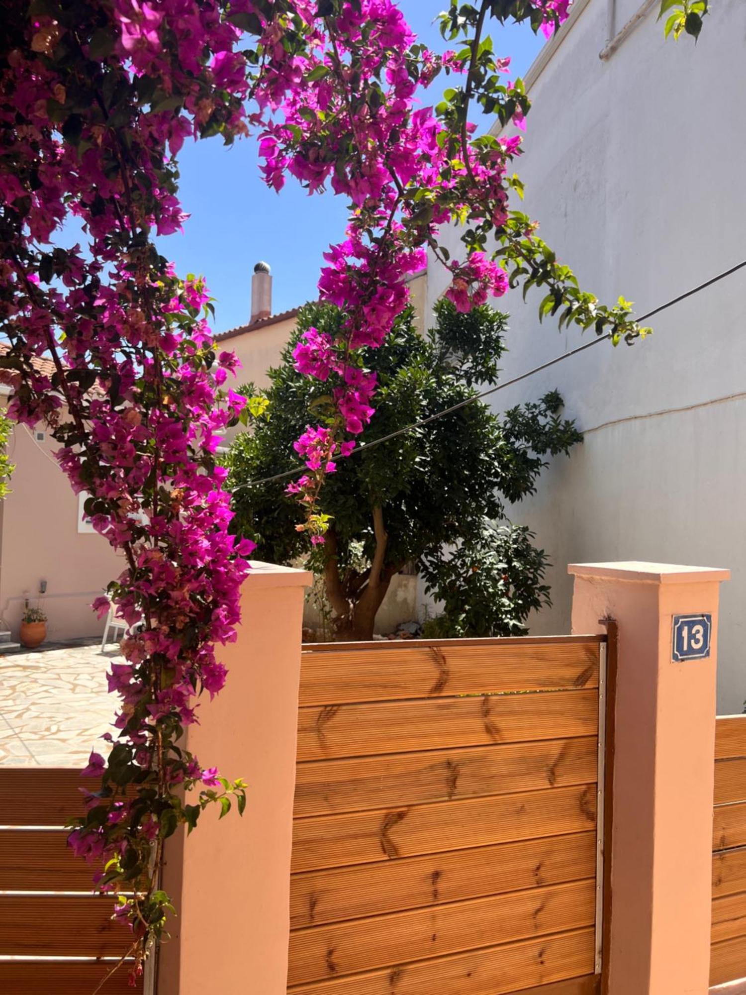 Villa Saitan Bazaar Preveza Exteriör bild