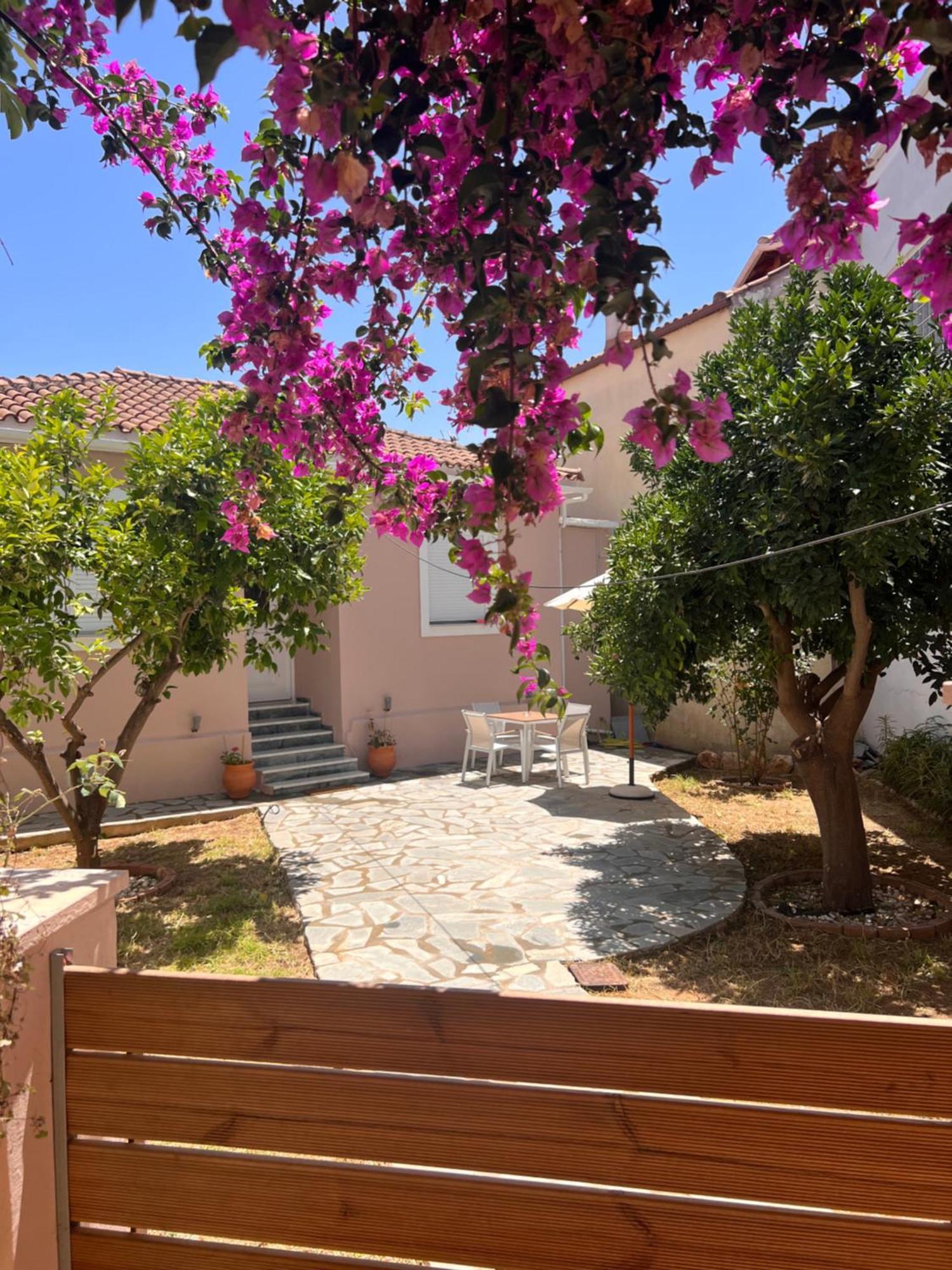 Villa Saitan Bazaar Preveza Exteriör bild